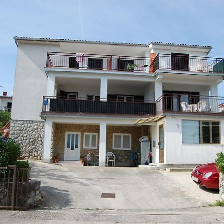 Apartments Dida By El-Pi Tours Njivice Exterior photo