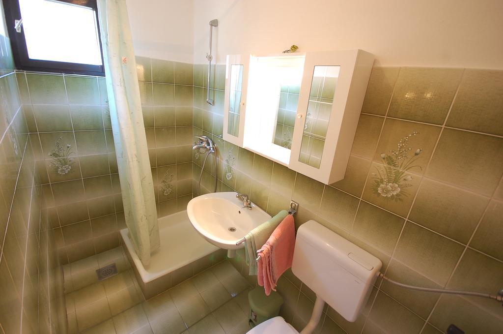 Apartments Dida By El-Pi Tours Njivice Room photo