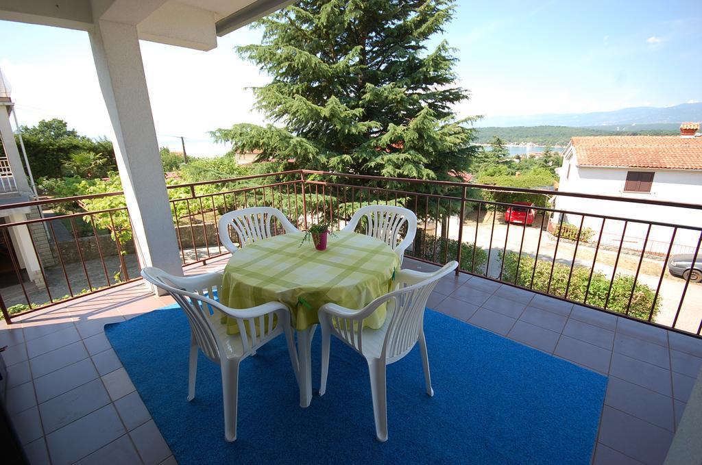 Apartments Dida By El-Pi Tours Njivice Room photo